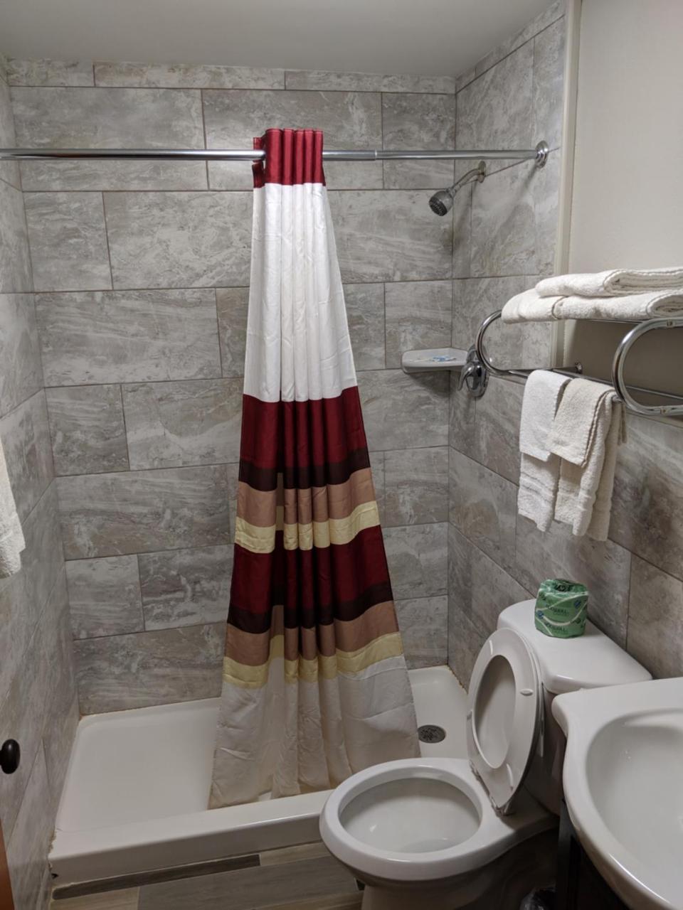 Americas Best Value Inn Bradford Zewnętrze zdjęcie